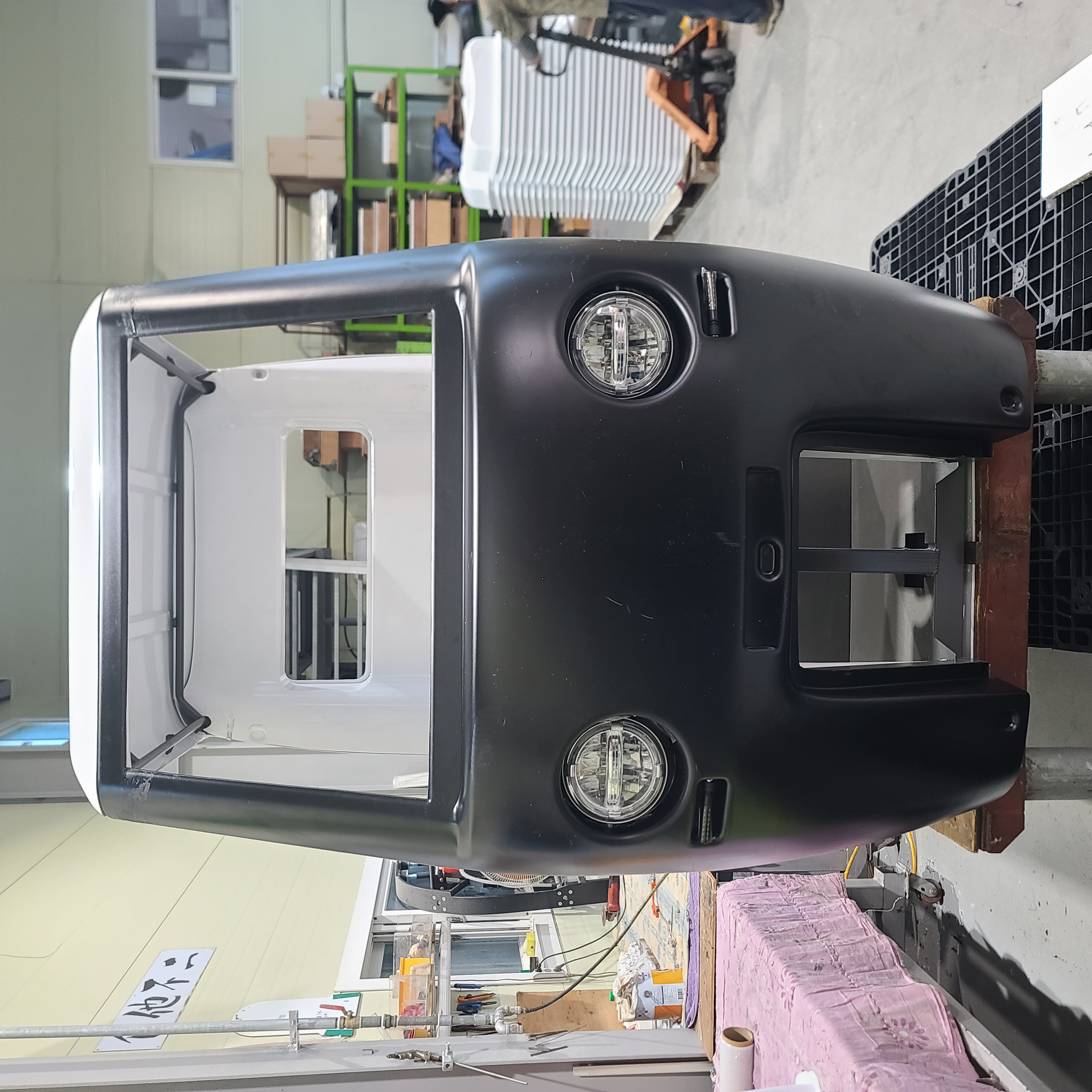 품질 검사 시설